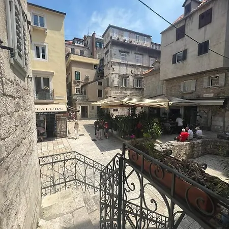 Sun Ammarulla Apartment