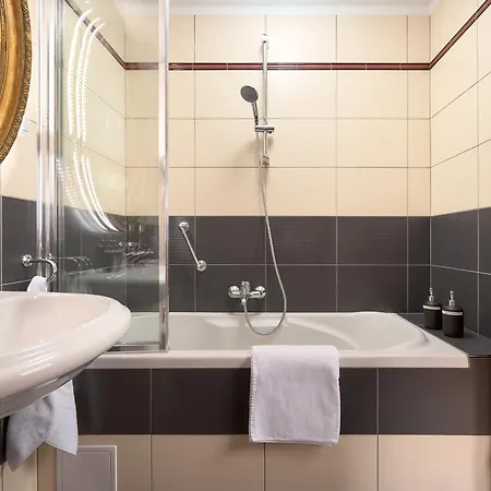 Sun Ammarulla * 斯普利特